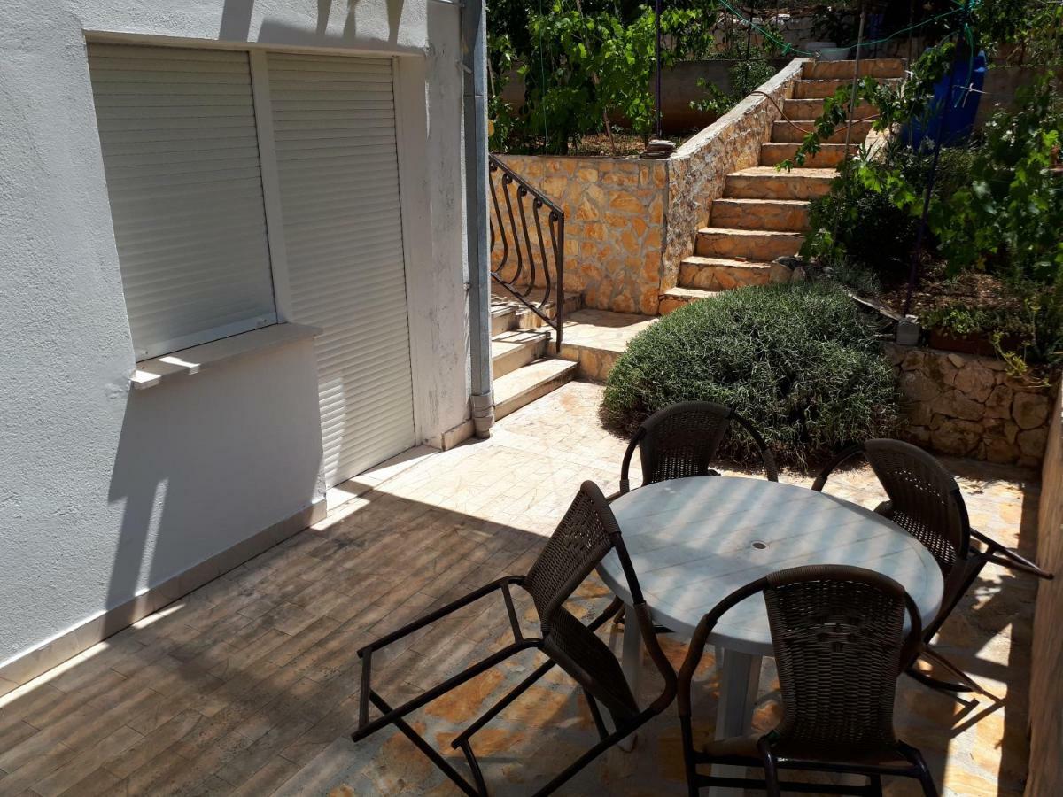 טרוגיר Apartments Luki מראה חיצוני תמונה