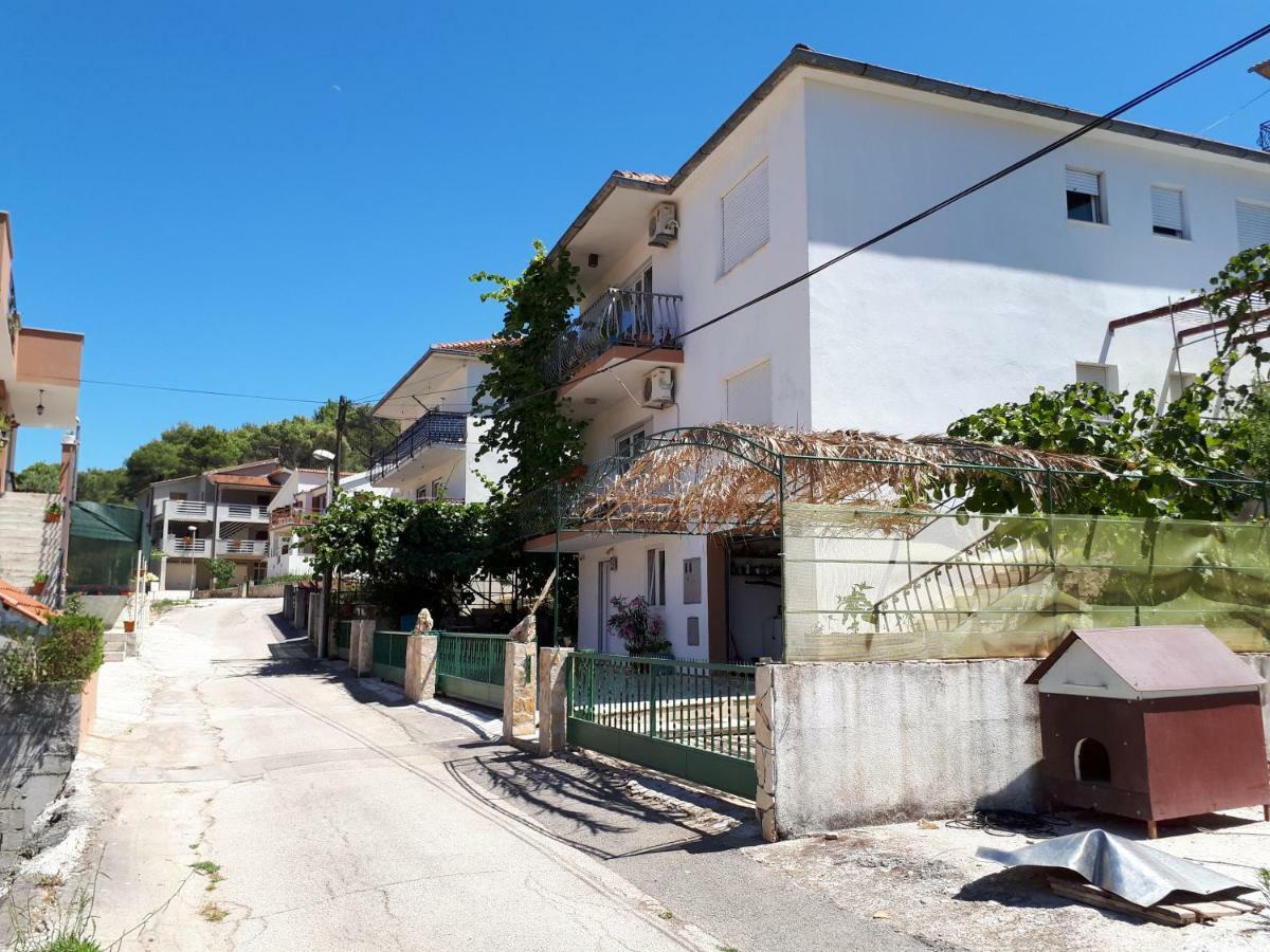 טרוגיר Apartments Luki מראה חיצוני תמונה